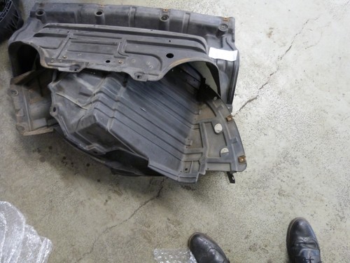 Nissan elgrand e51 splash - nissan,