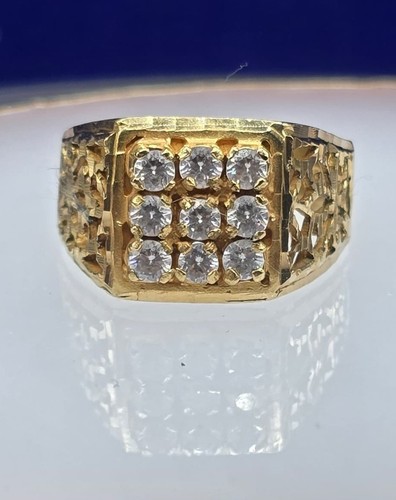 22ct gold diamond cluster - 9,