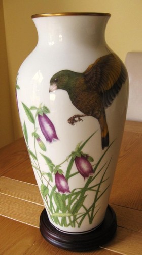 Franklin mint porcelain - mint,