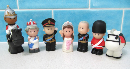 Elc happyland royal family - happyland,