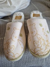 Tu Winnie The Pooh Slippers Size 6 New Without Tags