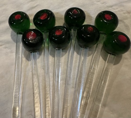 Vintage martini cocktail - 8,