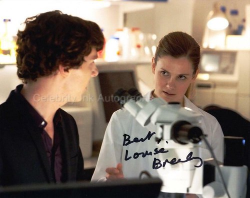 Louise brealey molly hooper - as,