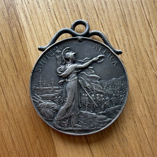 Queen victoria south - queen,