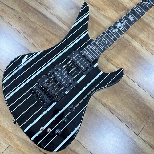 Custom synyster gates - custom,