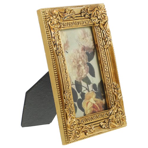 Small photo frame wall - photo,