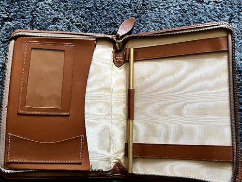 Vintage tan real - solid, hide