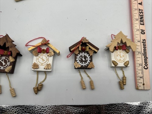 Wooden hanging ornament mini - wooden,
