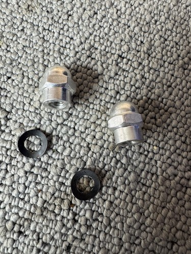 Wiper arm domed - domed, nut
