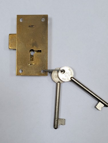 Legge cabinet lock latch - lock,