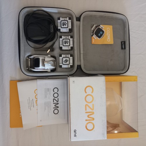 Anki cozmo robot white - cozmo,