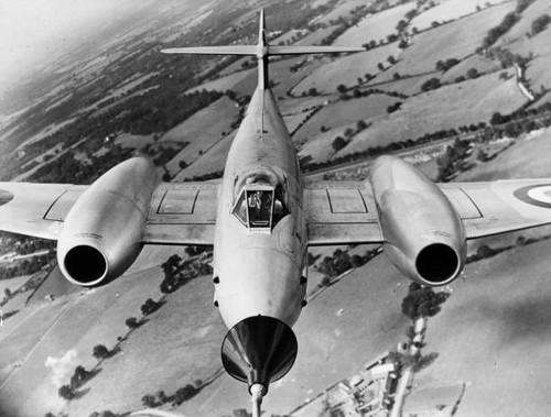 Gloster meteor fighterplane - gloster,