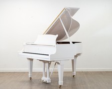 Steinway & Sons S155 Grand