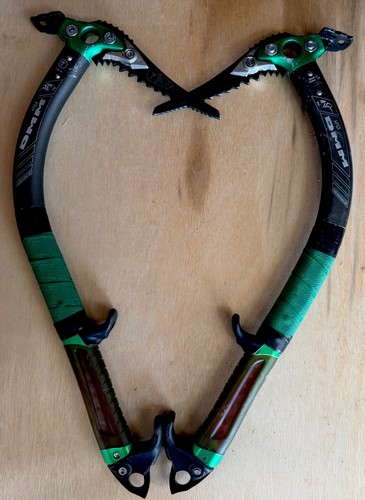 Dmm apex pair ice - pair, axes