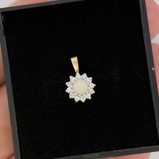 9ct Yellow Gold Opal & Diamond Cluster Pendant Hallmarked