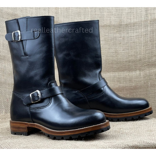 Brand new black leather - black,