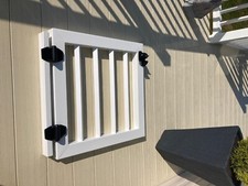 UPVC CARAVAN DECKING GATE WITH