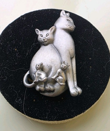Vtg cats brooch kittens - cats, &