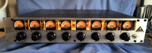 Behringer t1950 magician - behringer,