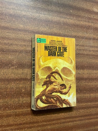 Master the dark - master, gate