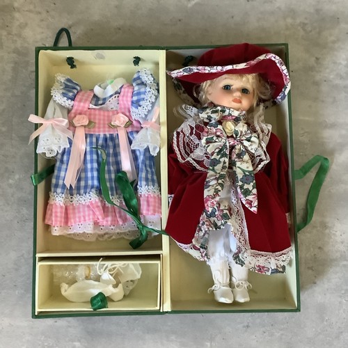 Vintage boxed victorian style - boxed,