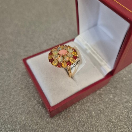 Multi opal cluster - in, 18k