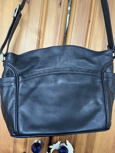 Lovely black leather - lovely, tula