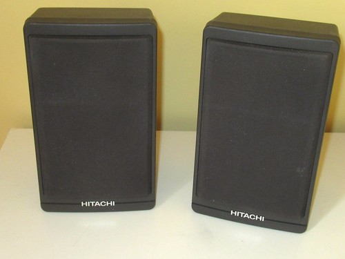 Pair hitachi rear speakers - pair,