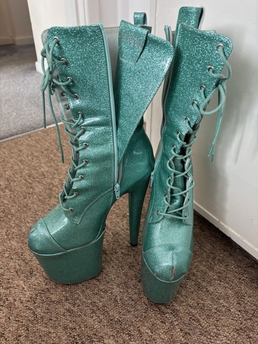 Hella heels size - hella,