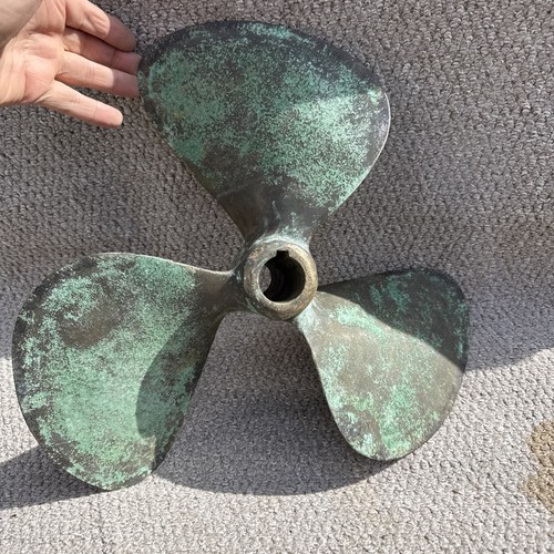 Antique bronze ships - ships, propeller