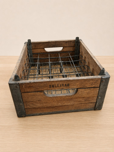 Sullivan wooden milk crate - wooden,