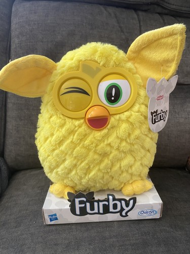 Furby hasbro soft yellow - furby, plush