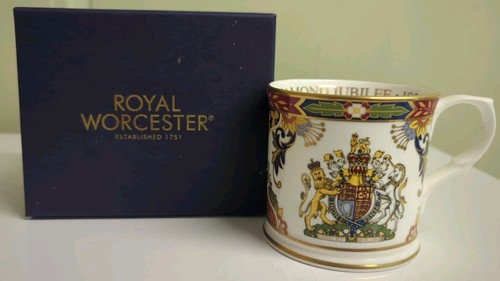 Royal worcester queen - royal,