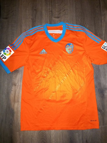 Valencia 2014 2015 away - 2014,
