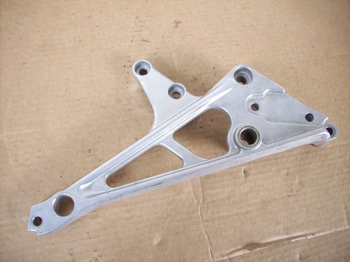 Right footpeg holder - /,