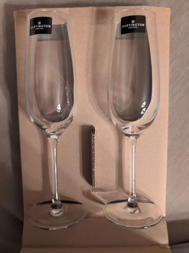 Pair dartington vineyard - pair,