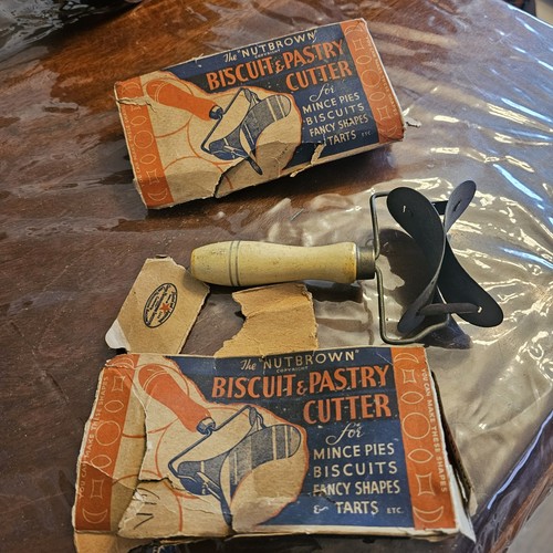 Vintage nutbrown biscuit and - vintage,