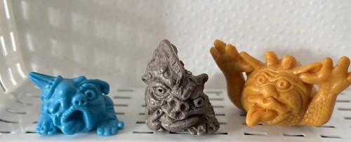 Mini boglins includes - boglins,