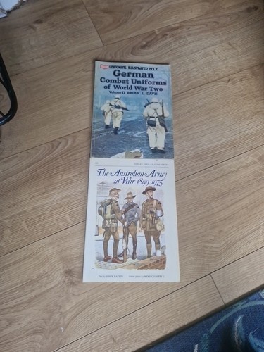 Uniforms books osprey and - ,