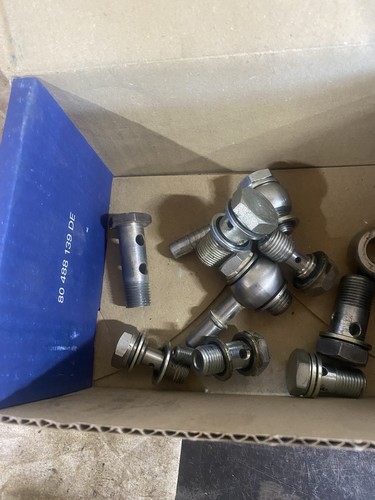Hydraulic banjo bolts - banjo, and