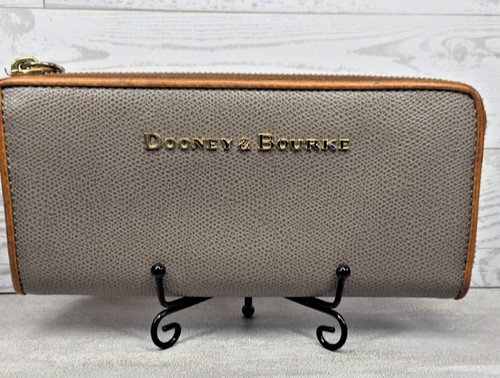 Dooney bourke taupe - &,