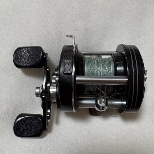 Daiwa 3000c bait reel - daiwa,
