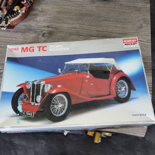 Vintage academy minicraft - 1/16,