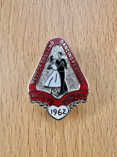 BUTLINS ENAMEL PIN BADGE WEST