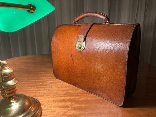 Handsome vintage brown - handsome,