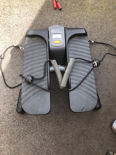 Twist and shape stepper - and,
