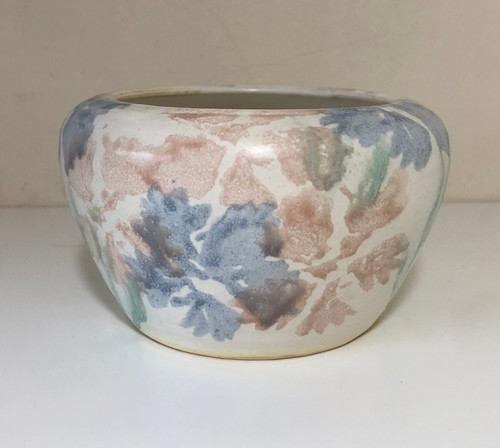 Small vintage spongeware plant - spongeware,