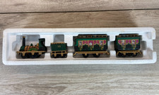 Dept 56 Heritage Village The