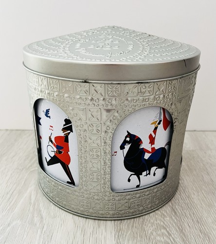 Queen elizabeth ii - m&s,