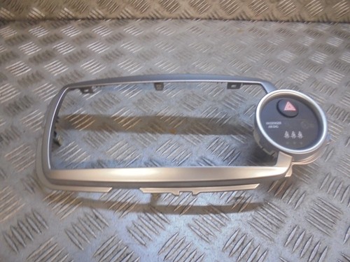 2013 toyota yaris vvt i - toyota,